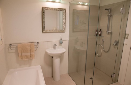 Haumoana House | 3 Bedroom House Tuki Tuki Valley (Sojourn)