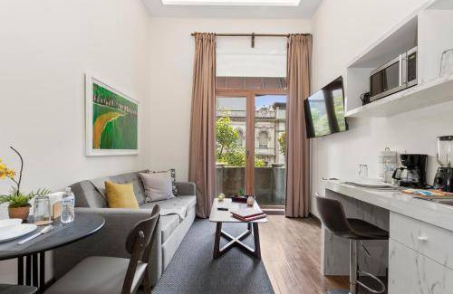 Zona Rosa Apartment | 40 m² Apartment ∙ 5 guests