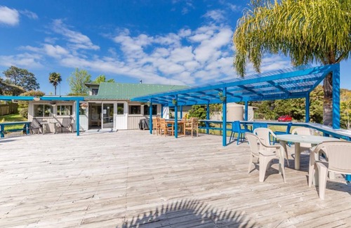 Haruru Hotel | 55 m² Motel ∙ 127 guests