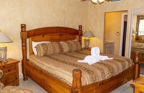 Puerto Penasco Condo | Beachfront Upper Floor Luxury Condo - Sonoran Spa W509 2 BR 2 BA Next to the Pool, High Speed Wi-Fi