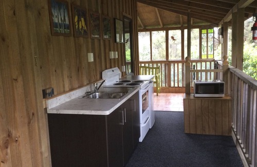 Solway House | Beautiful cottage with mountain views,- unique , private, treetop seclusion.