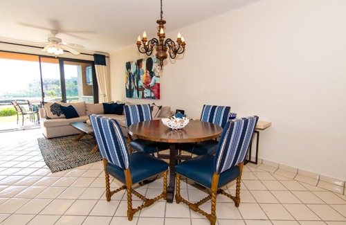 San Jose del Cabo House | Christmas & New Years Beachfront! Beautiful 2 Bed Condo With Awesome Views!