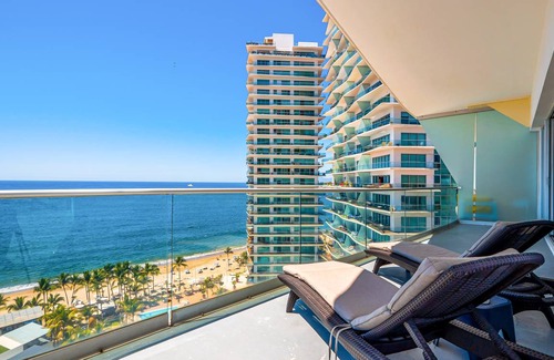 North Hotel Zone Condo | Condo ∙ 3 bedrooms ∙ 10 guests