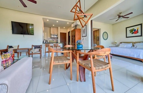 Emiliano Zapata Apartment | Great Apt with King size bed - Rooftop Pool - Spa