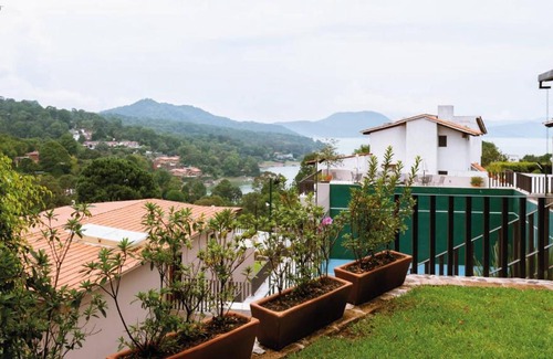 Valle de Bravo Apartment | Hermosa Villa con vista al lago y amenities