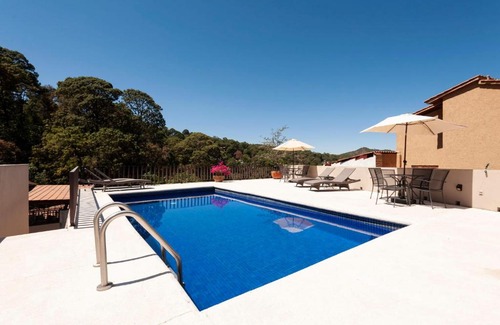 Valle de Bravo Apartment | Hermosa Villa con vista al lago y amenities