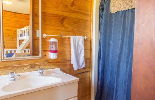 Waitomo Caves Hostel | JunoHall Backpackers