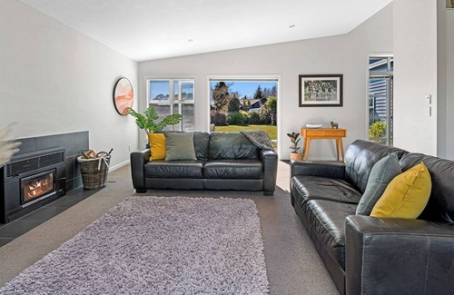 Kinloch House | Loch Haven - Lake, Golf, Hike & Bike