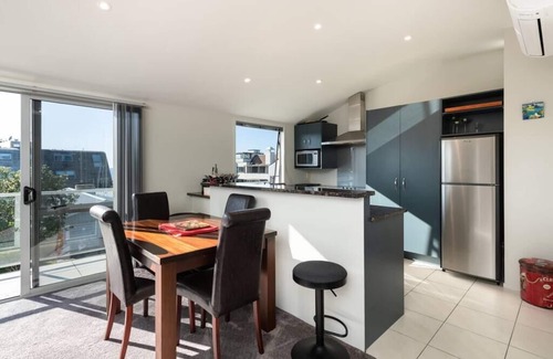 Mount Maunganui Apartment | Longbeach Ocean Paradise