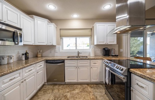 Mesa Villa | Mesa Garnet 4 Bedroom Home by RedAwning