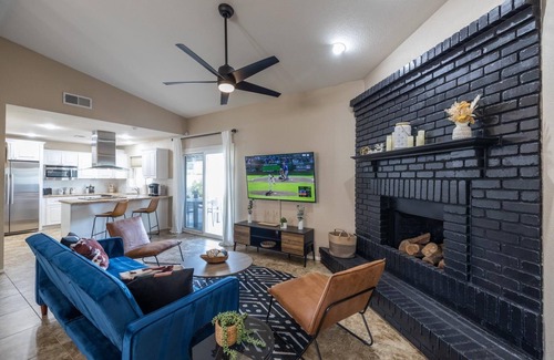 Mesa Villa | Mesa Garnet 4 Bedroom Home by RedAwning