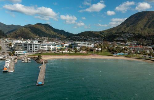 Picton Apartment | Oxleys Penthouse 506