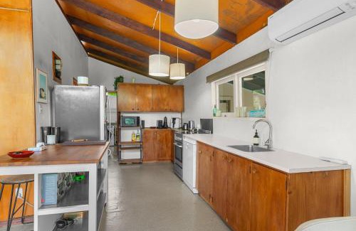 Mangawhai Heads House | Pearl Magic - Mangawhai Heads Holiday Home