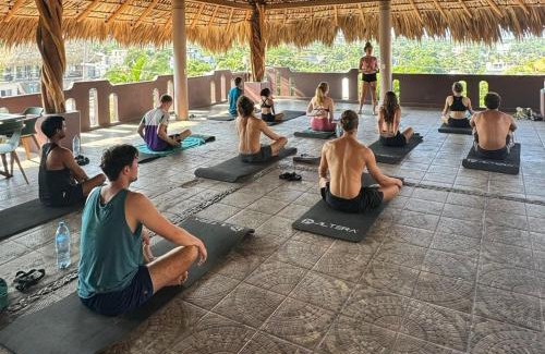 Brisas de Zicatela Hotel | Viajero Puerto Escondido Hostel