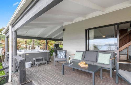 Lake Tarawera House | 130 m² House ∙ 3 bedrooms ∙ 7 guests