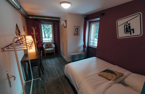 Chatel Hostel | 1861 Châtel Hostel
