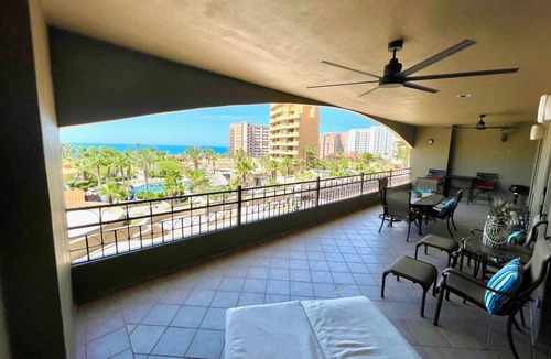 Sandy Beach Apartment | 190 m² Apartment ∙ 2 bedrooms ∙ 6 guests