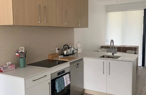 Orewa Apartment | 2 Bedroom Apartment, Close to Beach, Ground Floor