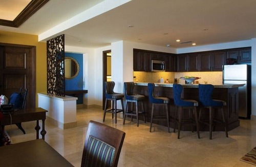 Marina Resort | 2 Bedroom Penthouse Lands End - March 16-23-2024