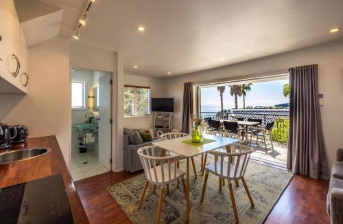 Palm Beach Villa | 2 Levels of Magnificient Sea Views