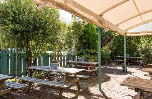 Paihia Cabin | 250 m² Lodge ∙ 14 bedrooms ∙ 38 guests