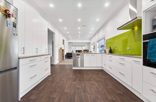 Greenlane - Ellerslie House | 5-Bedroom Central Auckland Retreat