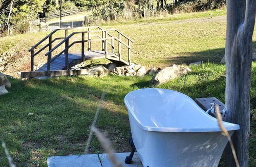Nelson Region Cottage | A secluded island getaway with privacy and rural views