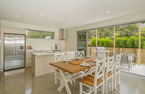 Whangapoua House | A Slice of Summer - Whangapoua Holiday Home