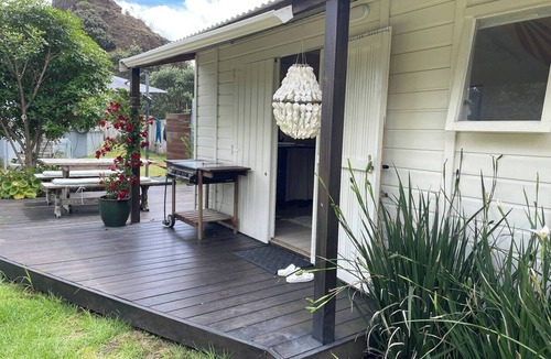 Piha House | Absolute Beachfront Bliss