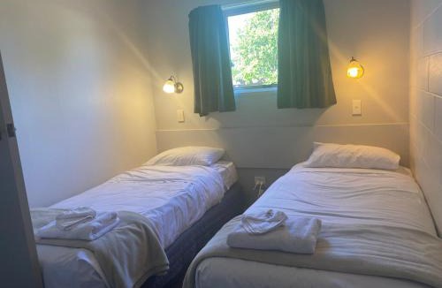 Solway Hotel | Acorn Estate Motel
