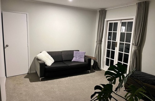 Tauranga South Cottage | AIMS Games Accommodation!