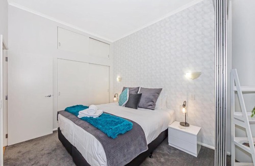 Auckland Central Business District Apartment | Amazing Viaduct 1 Bedroom