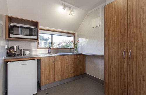 North Dunedin Hotel | Amross Motel
