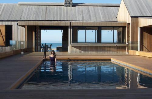 Pigeon Bay House | Annandale Coastal Farm Escape & Luxury Villa Collection