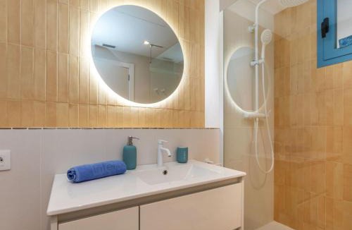 Costa Dorada Apartment | Apartment Edificio Candela-1 by Interhome