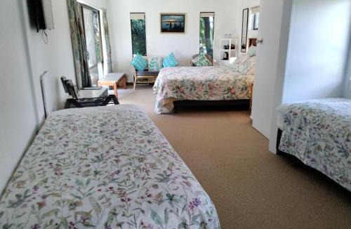 Napier Bed & Breakfast | Ashcroft Gardens Bed & Breakfast