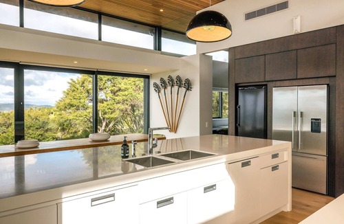 Ostend House | Aumoana | Stay Waiheke