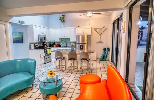 Bella Vista Condo | Awasome l!Front Beach location on the best beach in town