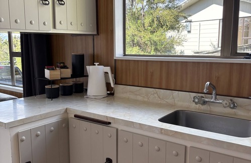Motuoapa House | Bach on Rangimoana