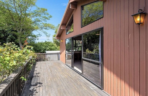 Waikouaiti House | Beach House Family Getaway n2min walk to beach nWarm sunny home unwind & relax