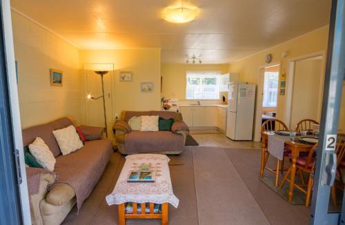 Tata Beach House | Beach Tata - Golden Bay Bach Tata Beach