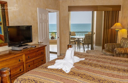 Puerto Penasco Condo | Beachfront Upper Floor Luxury Condo - Sonoran Spa W509 2 BR 2 BA Next to the Pool, High Speed Wi-Fi