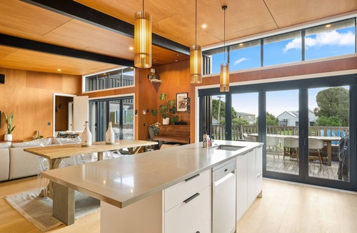 Otaki Beach House | Beachside Sanctuary – Otaki Beach Holiday Home