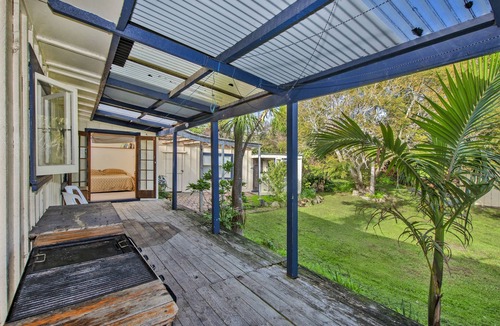 Mangawhai Heads House | Beachy Bach - Mangawhai Heads Holiday Home