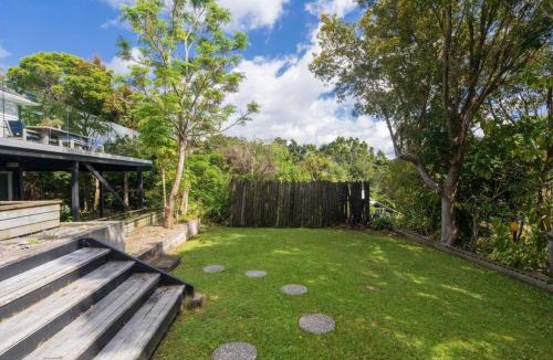 Birkenhead House | Beautiful Birkenhead Home (Furnished Rentals)