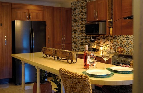 Palmar de Aramara House | Beautiful hacienda style 9-bedroom house with pool + rooftop in Puerto Vallarta