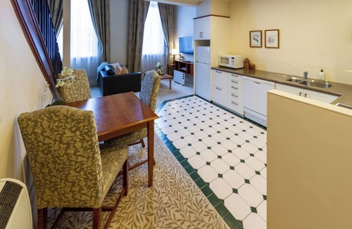 Christchurch City Centre Apartment | Beauty in the CBD - 1bed | Free Parking | Pool