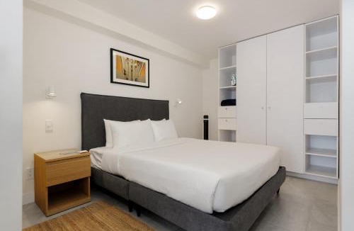 Zona Rosa Apartment | Berna 14 by Wynwood House