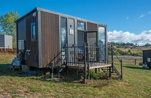 Waitoki House | Black Horse Cabin 2 by Tiny Away