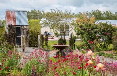 Feilding Cottage | Brindle Cottage a beautiful place to stay